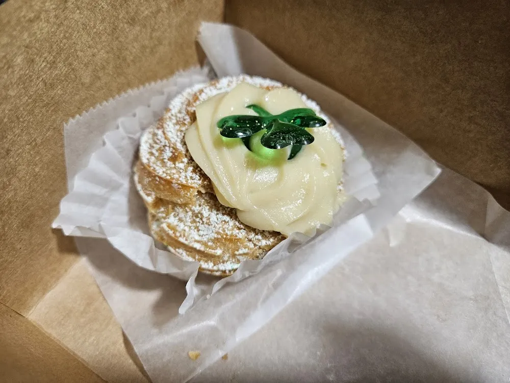 Irish Cream Zeppoles